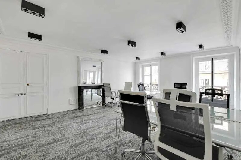 Bureau dans Paris à vendre - Photo de l’immeuble – Image 2 sur 12