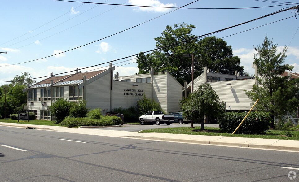 5632 Annapolis Rd, Bladensburg, MD à vendre - Photo de l’immeuble – Image 2 sur 4