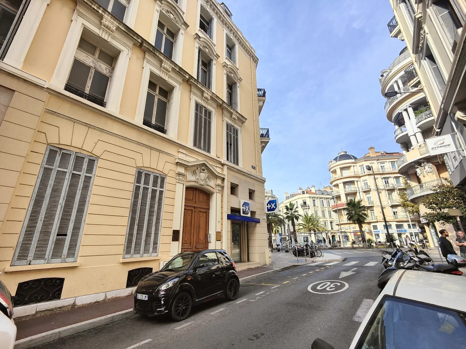 Bureau dans Cannes à louer Photo de l’immeuble– Image 1 sur 11