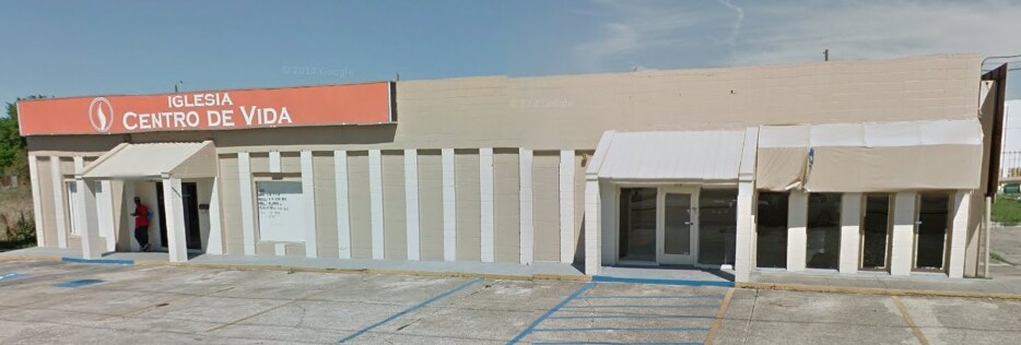 690 Oak Villa Blvd, Baton Rouge, LA à vendre - Photo principale – Image 1 sur 1