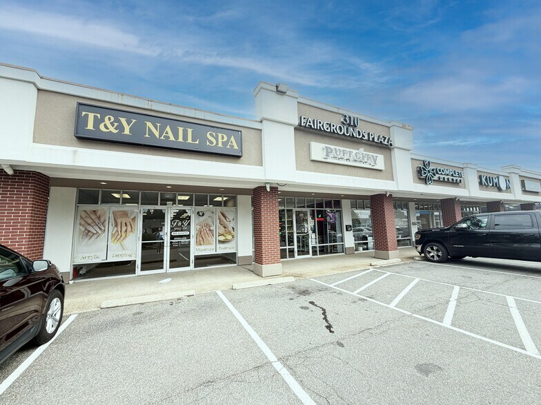 310 Washington Ave, North Haven, CT à louer - Photo de l’immeuble – Image 2 sur 13