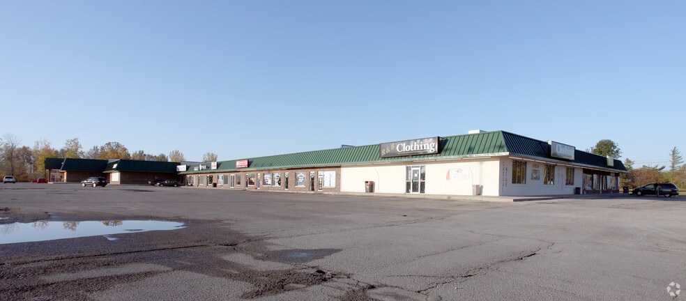 3702-3724 N Mitthoeffer Rd, Indianapolis, IN à louer - Photo principale – Image 1 sur 3