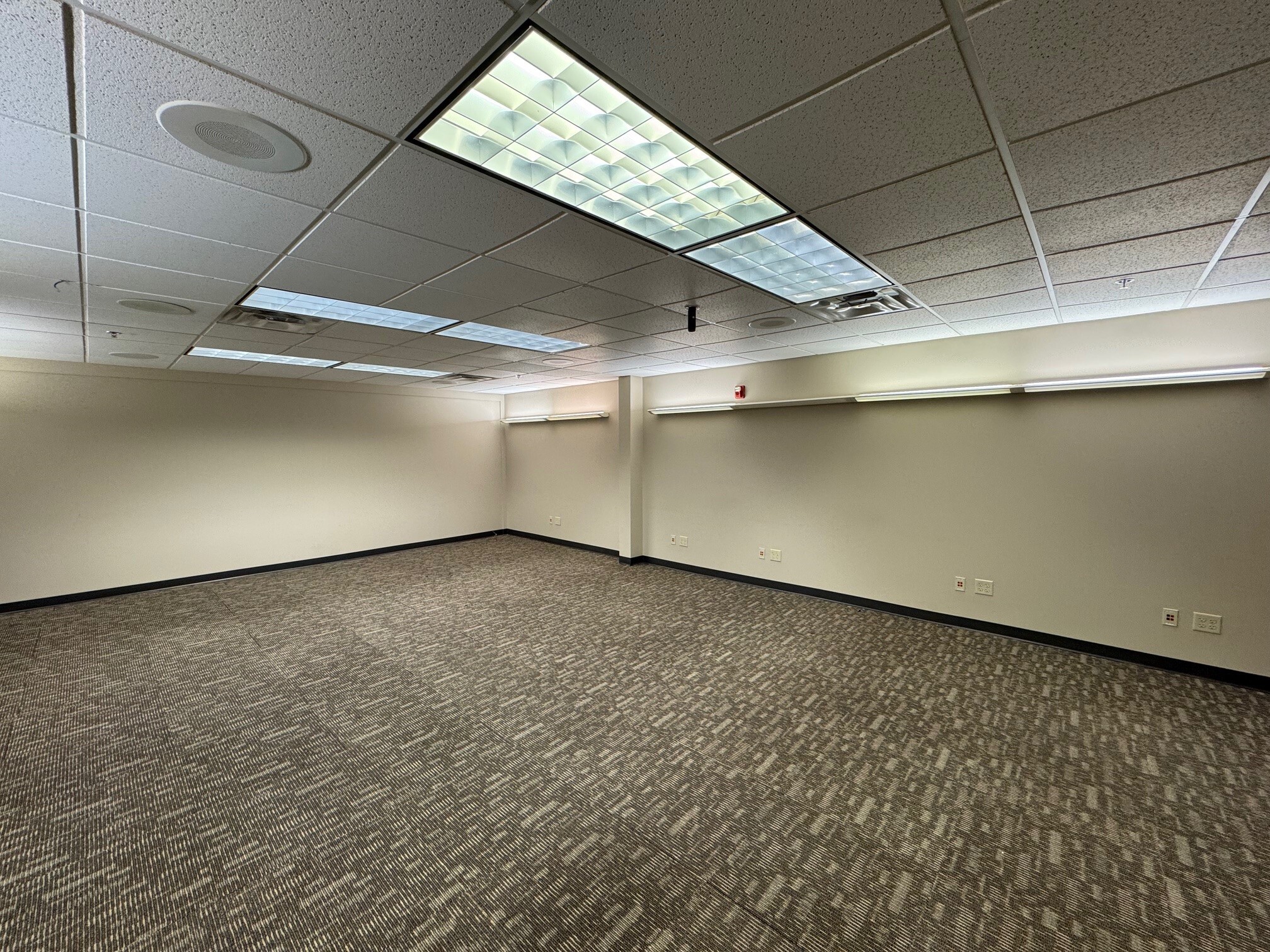 4370 W 109th St, Overland Park, KS à louer Photo intérieure– Image 1 sur 4