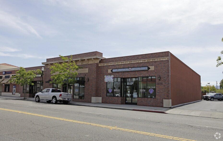 1855-1859 1st St, Livermore, CA à louer - Photo de l’immeuble – Image 1 sur 5