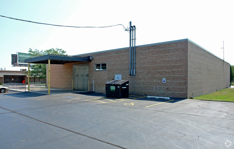1201 Rohlwing Rd, Rolling Meadows, IL à vendre - Photo de l’immeuble – Image 2 sur 2