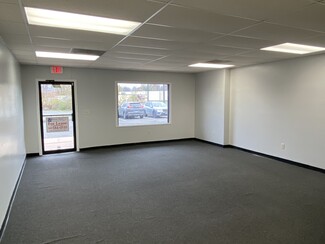 Plus de détails pour 95-127 Fenn Rd, Newington, CT - Bureau, Local commercial à louer