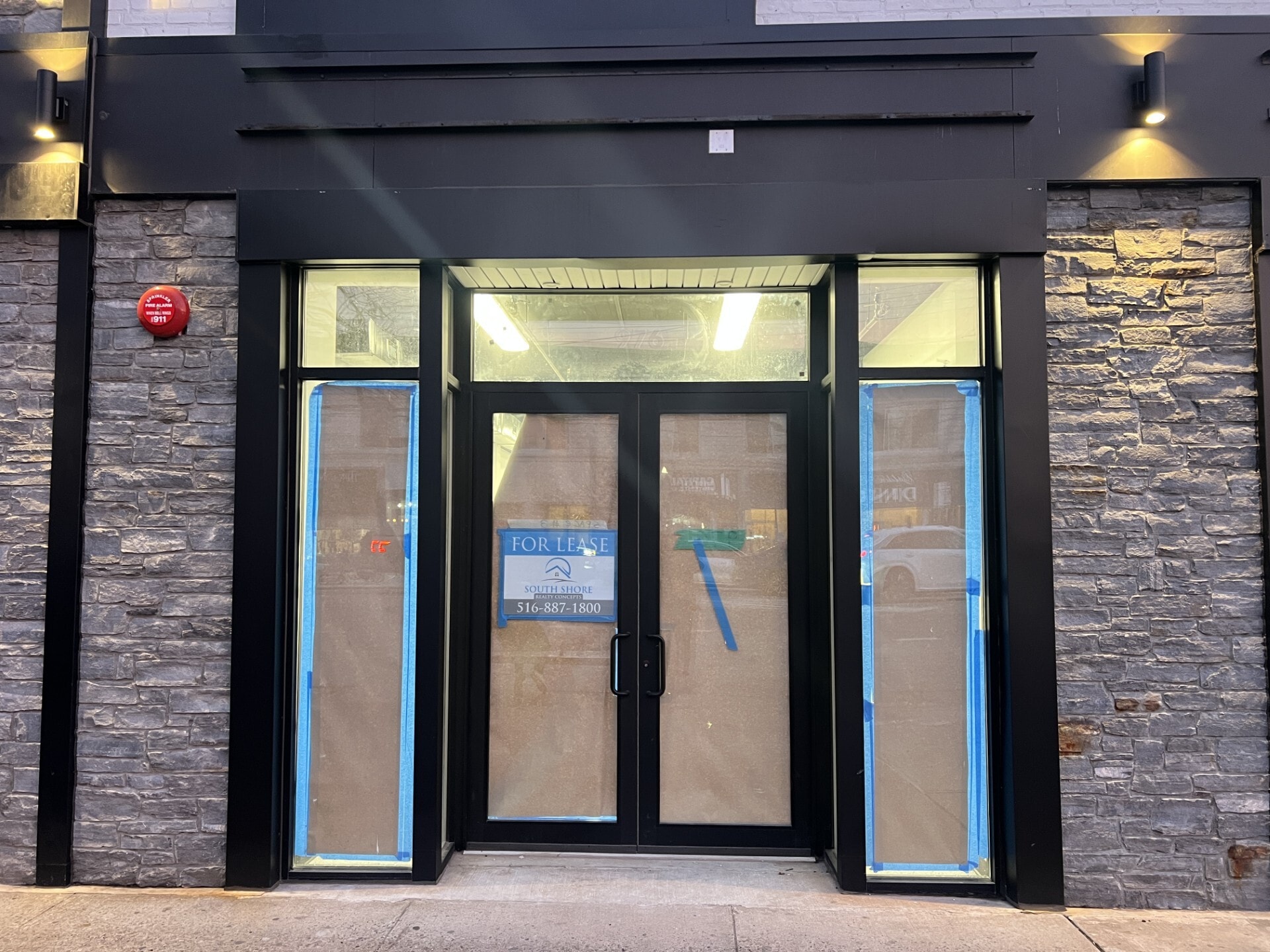 972-978 Morris Park Ave, Bronx, NY à louer Photo de l’immeuble– Image 1 sur 2