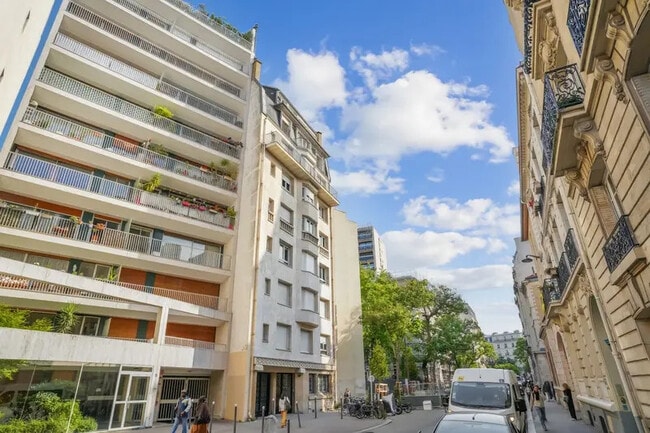 Plus de détails pour 16 Rue Du Docteur Roux, Paris - Bureau à vendre