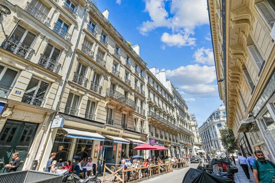 Bureau dans Paris à louer - Photo de l’immeuble – Image 1 sur 15