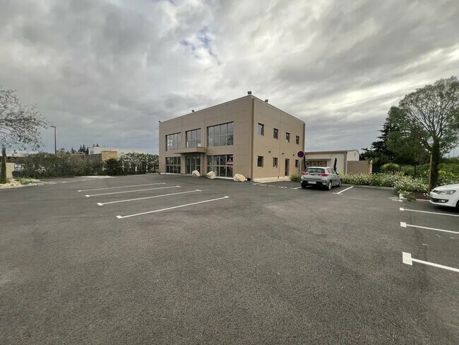 Plus de détails pour Bureau à vendre
