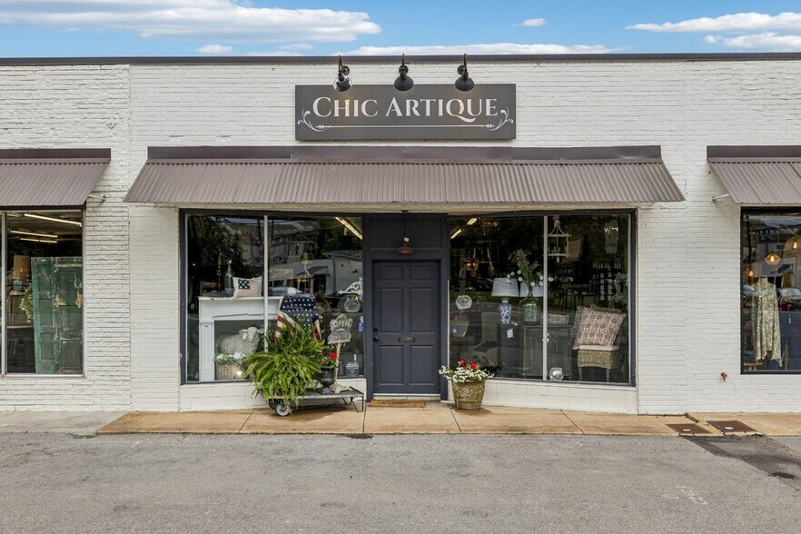134 S Main St, Goodlettsville, TN à vendre - Photo de l’immeuble – Image 3 sur 53
