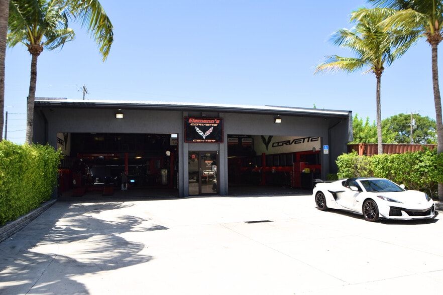 213 Venus St, Jupiter, FL à vendre - Photo de l’immeuble – Image 3 sur 18
