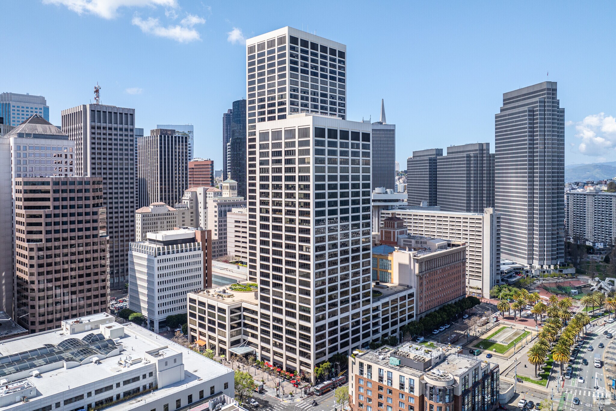 One Market Plz, San Francisco, CA à louer Photo de l’immeuble– Image 1 sur 9