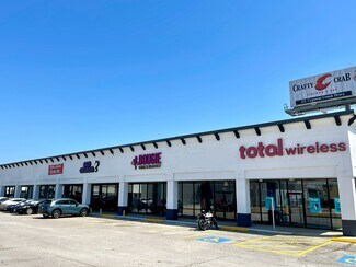 Plus de détails pour 2204 Cypress Creek Pkwy, Houston, TX - Local commercial à louer