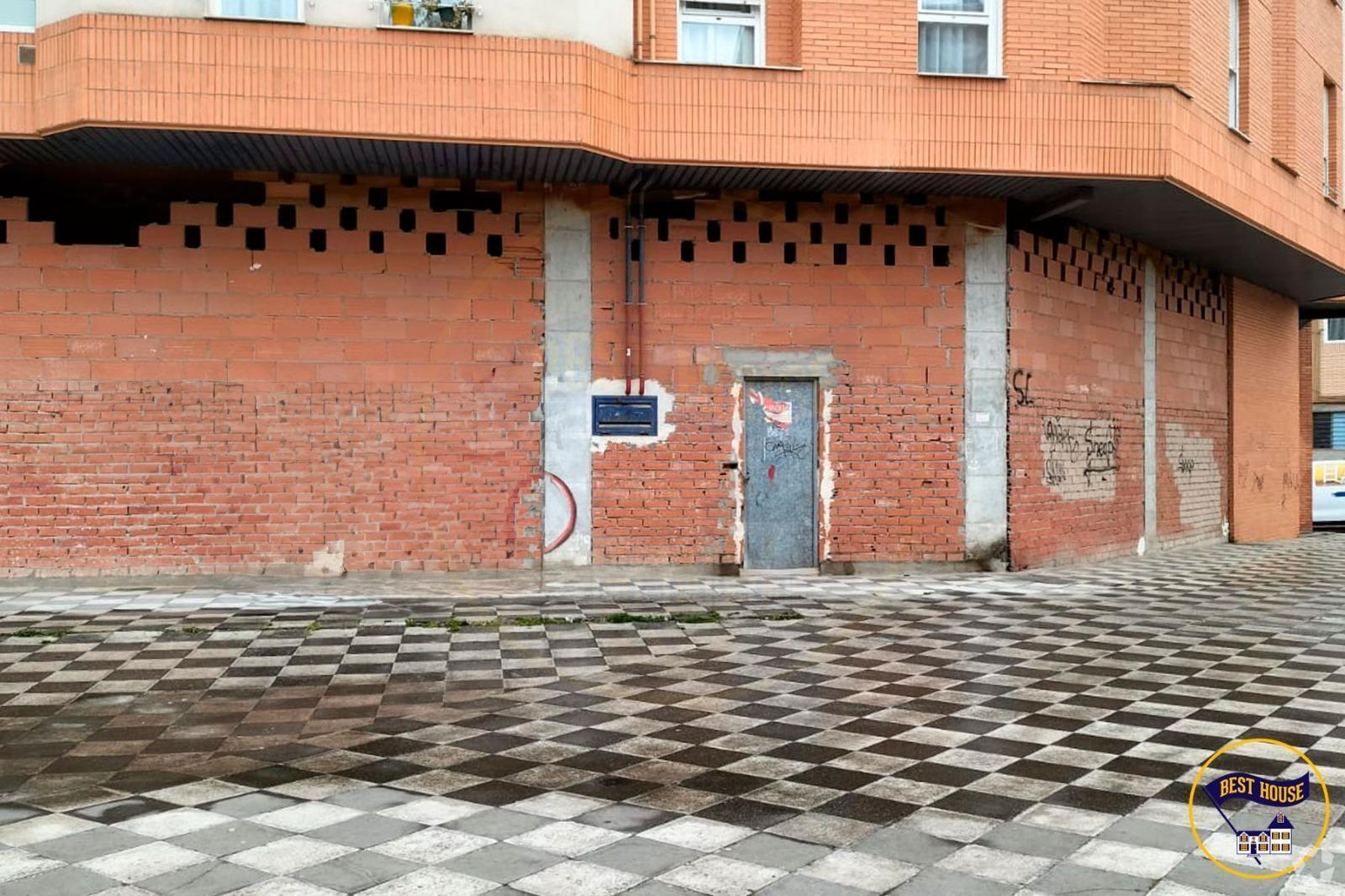 Immeuble residentiel dans Cuenca, Cuenca à vendre Photo intérieure– Image 1 sur 2