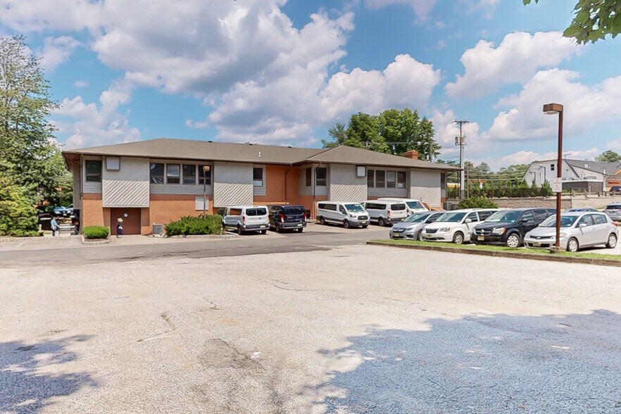 7 Waterloo Rd, Stanhope, NJ à vendre - Photo de l’immeuble – Image 3 sur 42