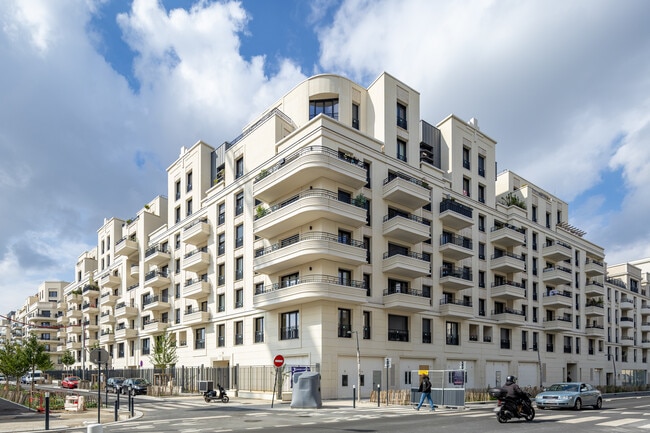 Plus de détails pour 98 Rue Ardoin, Saint-Ouen-sur-Seine - Logement à vendre
