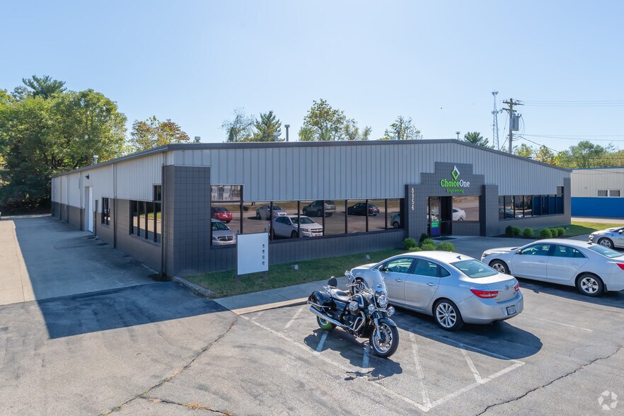 8956 Glendale Milford Rd, Loveland, OH à louer - Photo de l’immeuble – Image 3 sur 8
