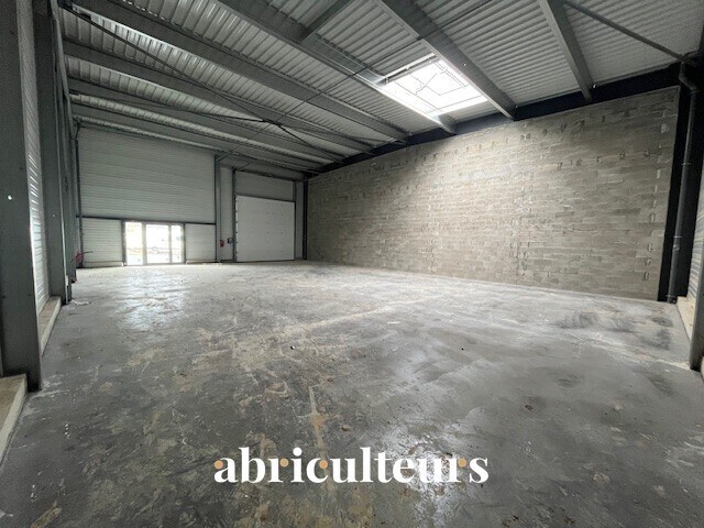 Local commercial dans Mainvilliers à louer - Photo intérieure – Image 1 sur 2