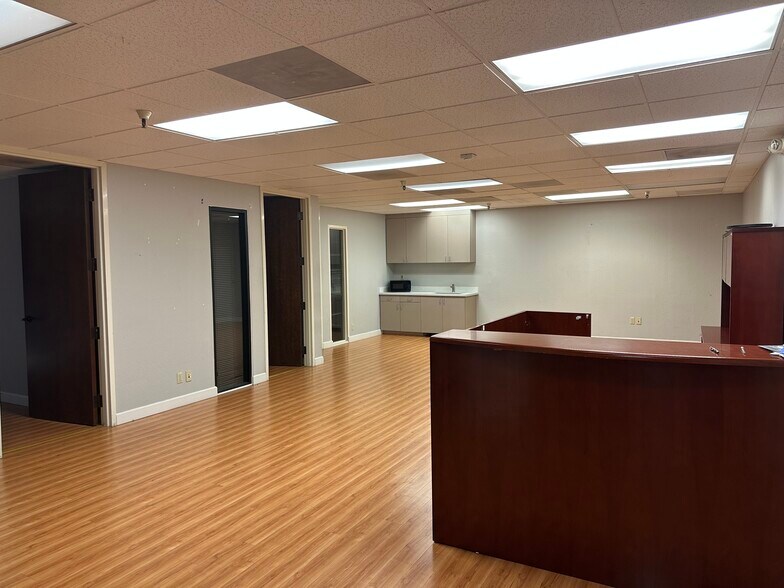 1754 Technology Dr, San Jose, CA à louer - Photo de l’immeuble – Image 2 sur 18