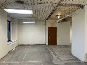 300 Main St, Lafayette, IN à louer Photo intérieure– Image 2 sur 6