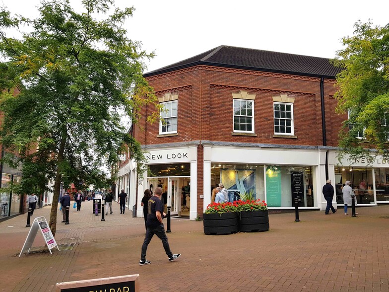 30-34 Castle Walk, Newcastle Under Lyme à louer - Photo de l’immeuble – Image 2 sur 9