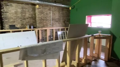 3433-3435 W Fullerton Ave, Chicago, IL à louer - Vidéo sur l’annonce professionnelle 