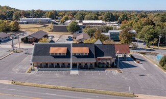 Plus de détails pour 1925 N College Ave, Fayetteville, AR - Bureau à louer