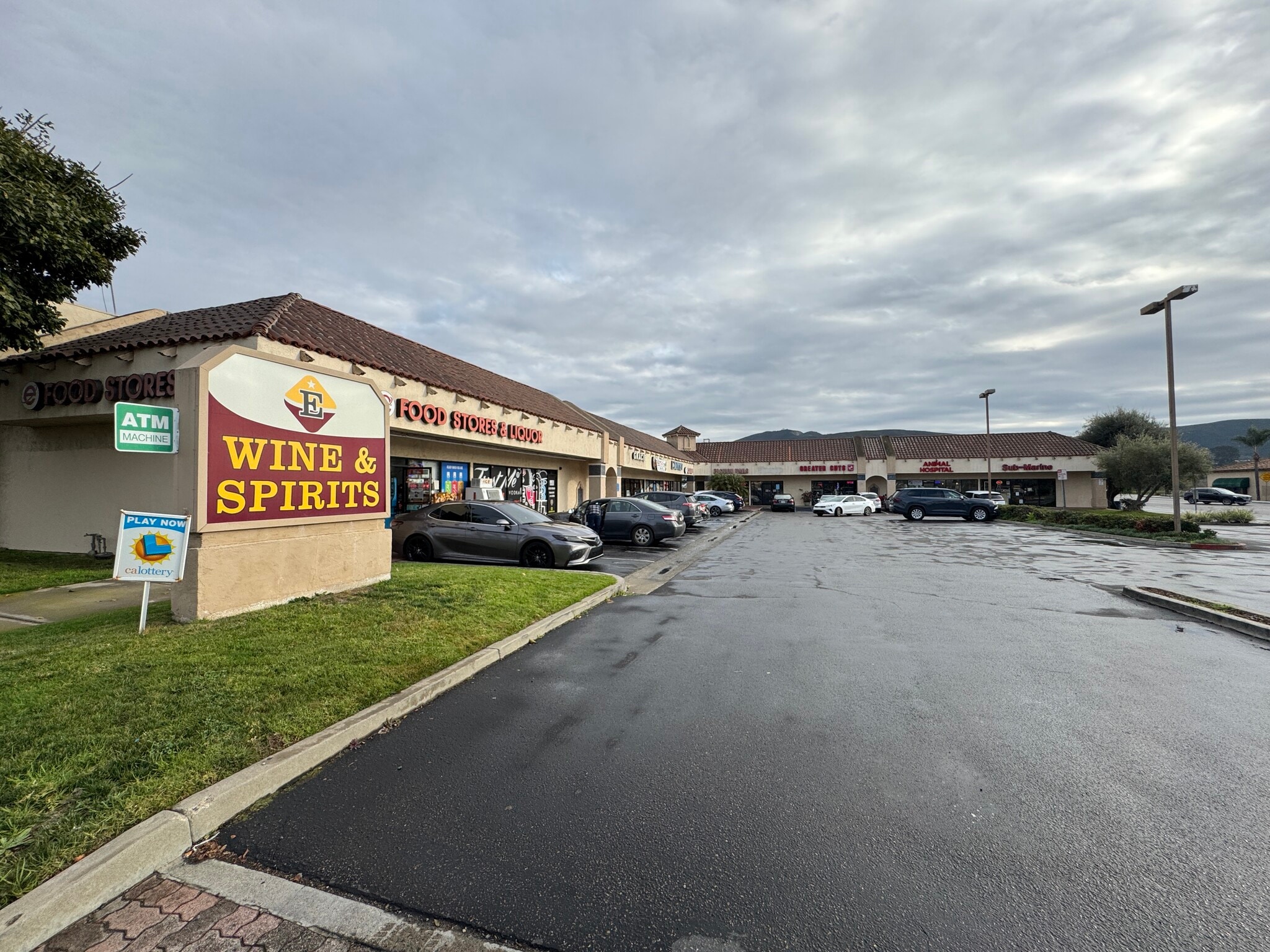 997 W San Marcos Blvd, San Marcos, CA à louer Photo principale– Image 1 sur 8