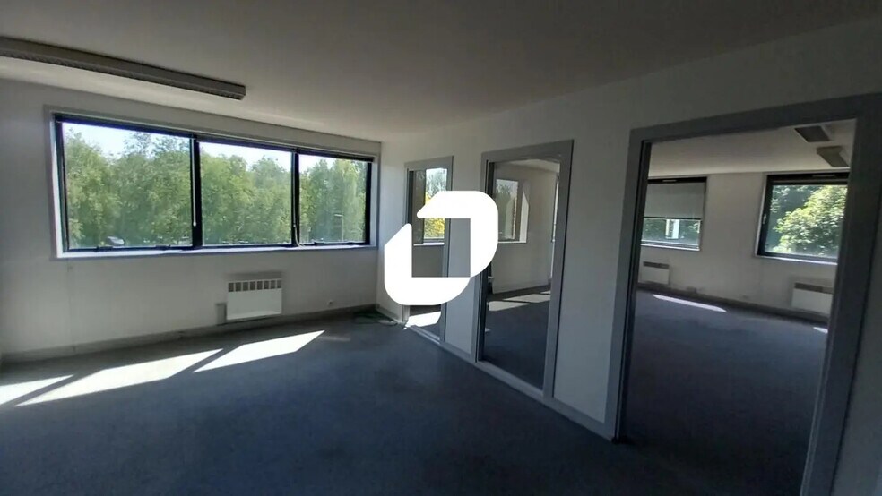 Bureau dans VILLENEUVE-D'ASCQ à vendre - Photo intérieure – Image 2 sur 8