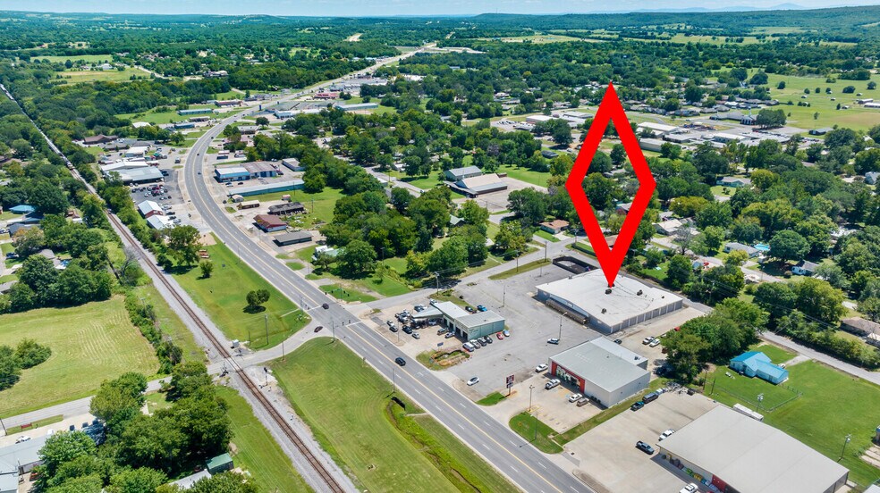 814 E Cherokee Ave, Sallisaw, OK à vendre - Photo de l’immeuble – Image 3 sur 57