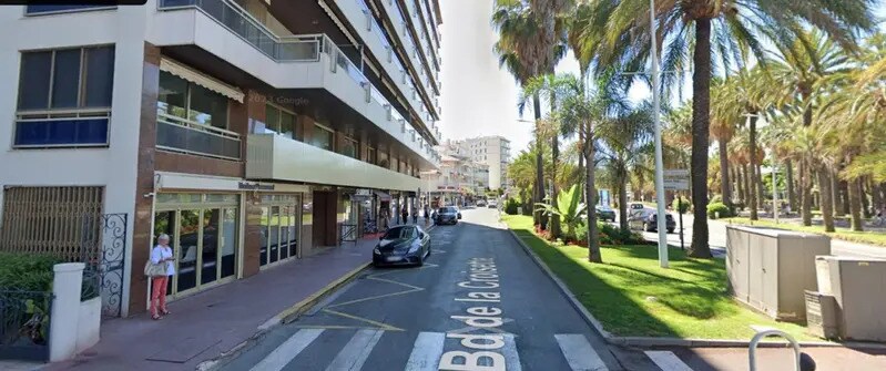 Local commercial dans Cannes à vendre - Photo de l’immeuble – Image 3 sur 9