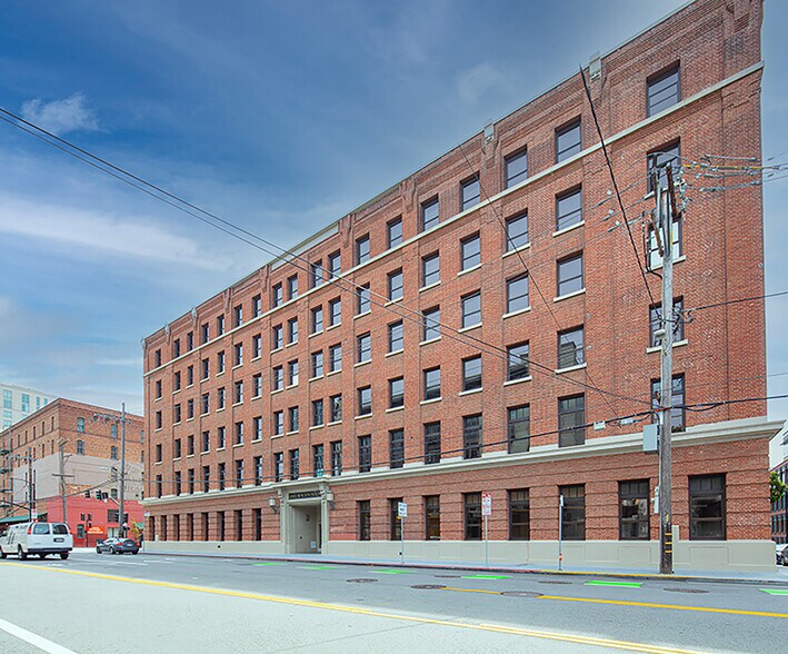 301 Brannan St, San Francisco, CA à louer - Photo de l’immeuble – Image 3 sur 6