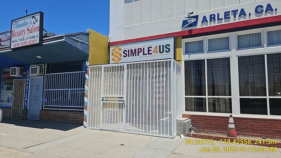 9454 Arleta Ave, Arleta, CA à vendre - Photo de l’immeuble – Image 3 sur 14