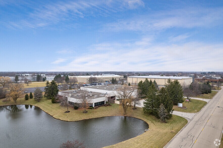 555 Corporate Woods Pky, Vernon Hills, IL à vendre - Aérien – Image 3 sur 5