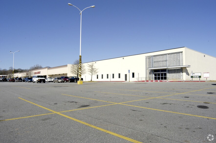 621 S Marietta Pky, Marietta, GA à louer - Photo de l’immeuble – Image 3 sur 4