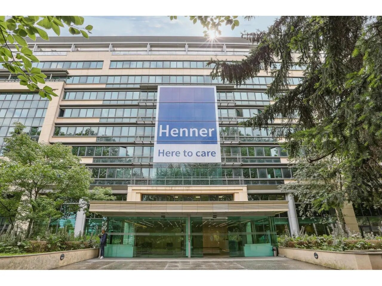 14 Boulevard Du Général Leclerc, Neuilly-sur-Seine à louer Photo de l’immeuble– Image 1 sur 17