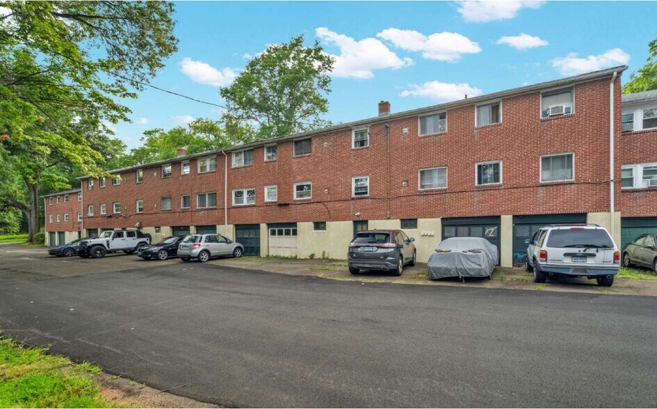 233 Park Rd, Hamden, CT à vendre - Photo de l’immeuble – Image 3 sur 32