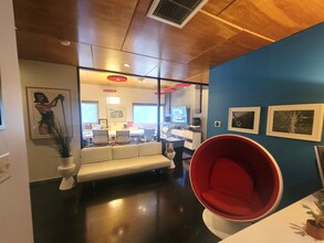 2894 Rowena Ave, Los Angeles, CA à louer Photo intérieure– Image 2 sur 16