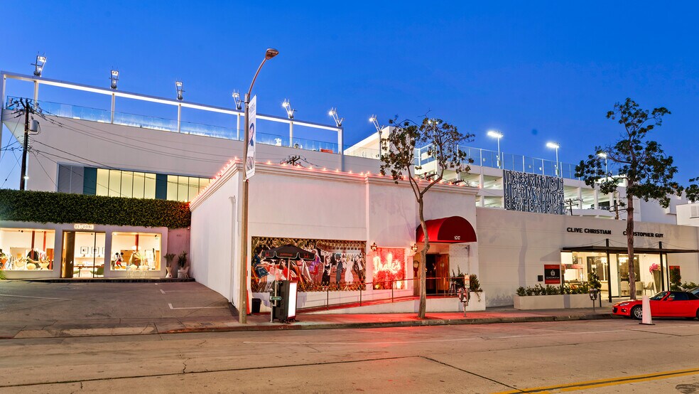 8747 Melrose Ave, West Hollywood, CA à louer - Photo de l’immeuble – Image 1 sur 11