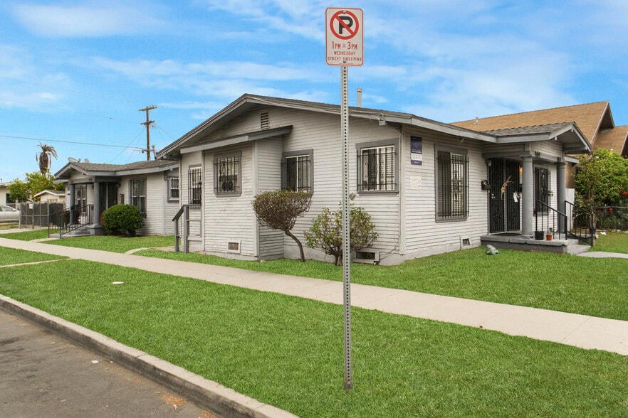 1457 W 52nd St, Los Angeles, CA à vendre - Photo principale – Image 1 sur 8