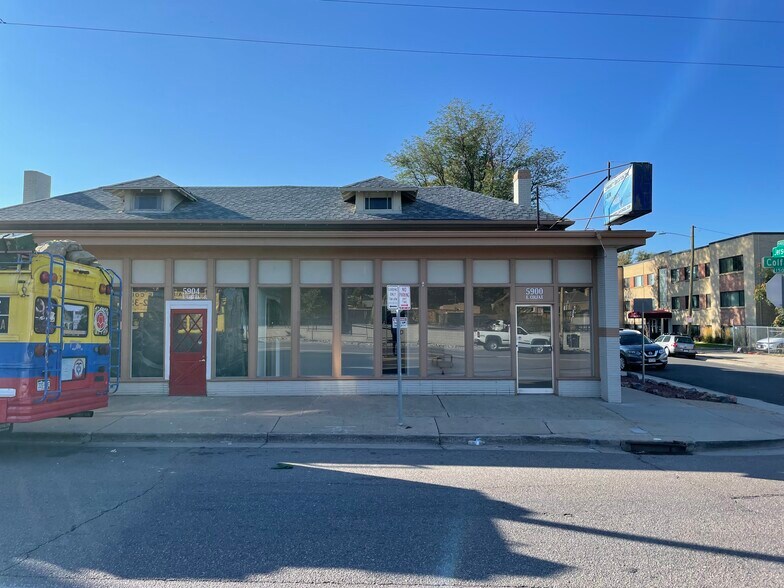 5900-5910 E Colfax Ave, Denver, CO à louer - Photo de l’immeuble – Image 3 sur 31