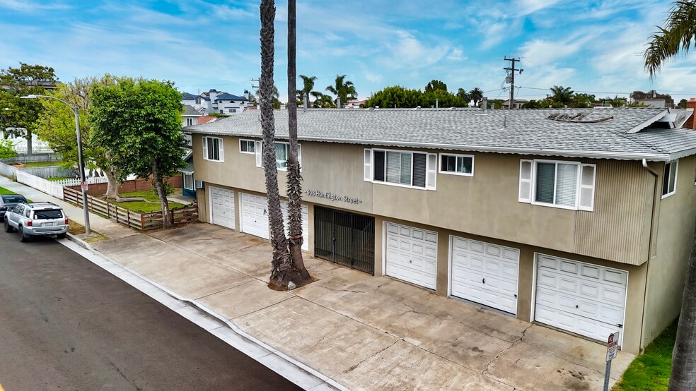 508 Huntington St, Huntington Beach, CA à vendre - Photo de l’immeuble – Image 2 sur 12