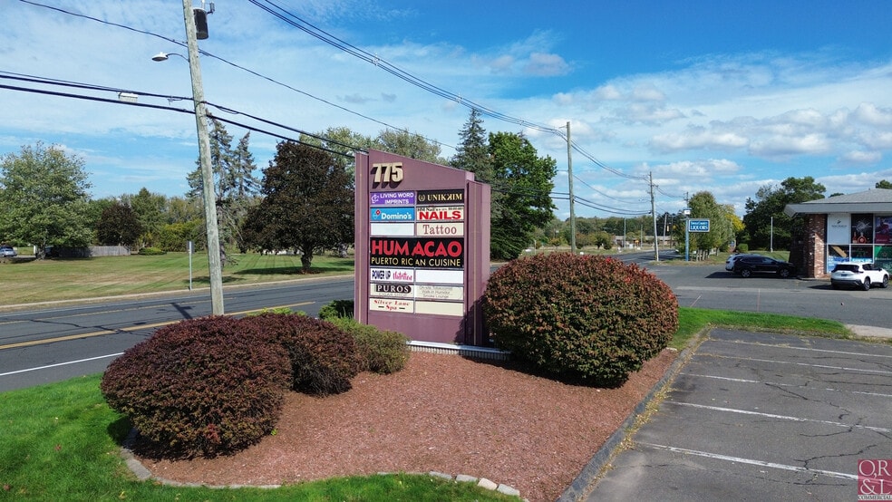 775-785 Silver Ln, East Hartford, CT à louer - Photo de l’immeuble – Image 3 sur 12