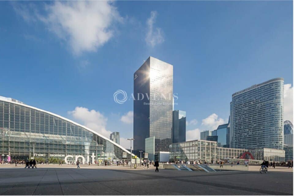 1 Place Jean Millier, Courbevoie à louer Photo de l’immeuble– Image 1 sur 6