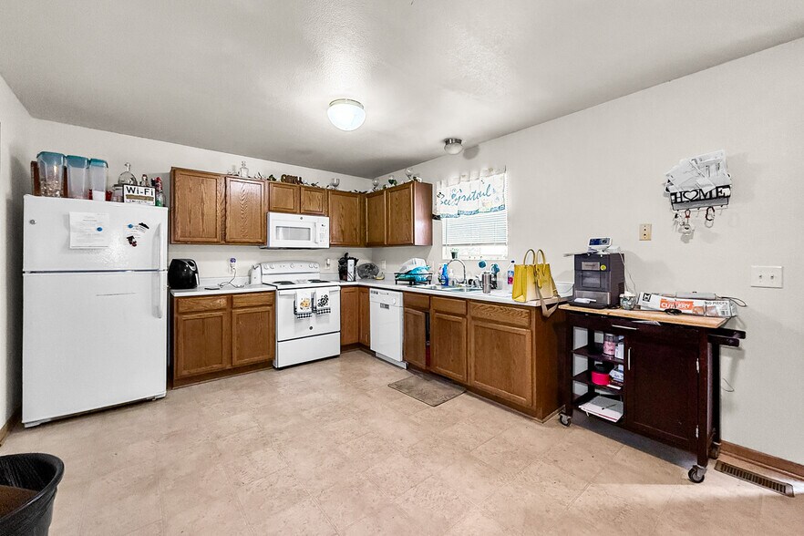 1353 21st St, Des Moines, IA à vendre - Photo de l’immeuble – Image 2 sur 9