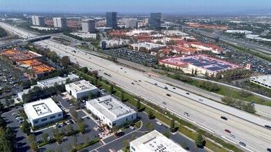 8677 Research Dr, Irvine, CA - VUE AÉRIENNE  vue de carte