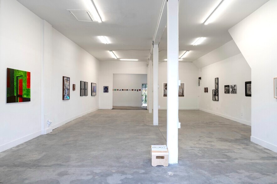 4860 W Adams Blvd, Los Angeles, CA à louer - Photo de l’immeuble – Image 3 sur 9