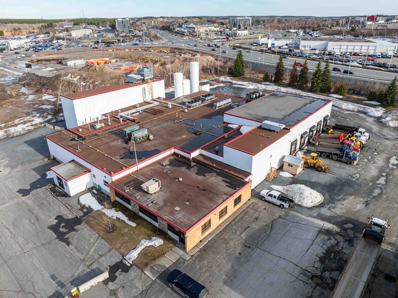 500 Barrydowne Rd, Sudbury, ON à vendre - Photo de l’immeuble – Image 2 sur 56