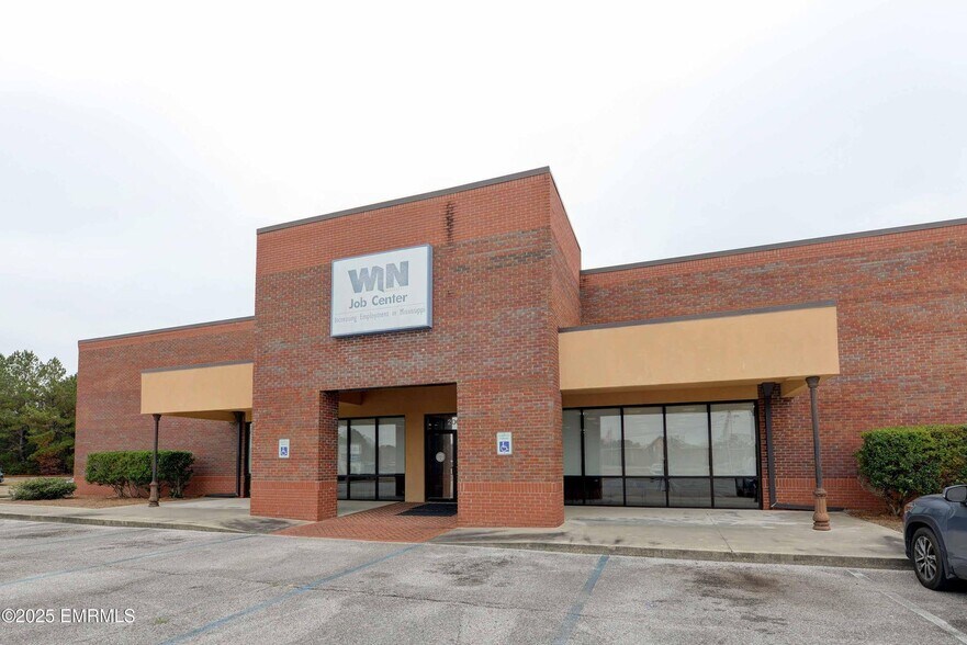 2000 Highway 19 N, Meridian, MS à vendre - Photo principale – Image 1 sur 24